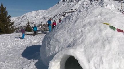 Savoie : ils ont passé le Réveillon... dans un igloo