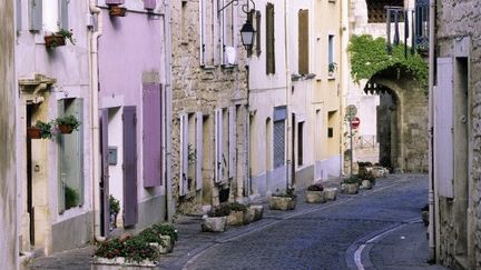 Une rue de saint-Gilles, dans le Gard (MOIRENC Camille / hemis.fr)