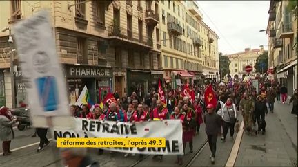 Réforme des retraites : malgré le recours au 49.3, les opposants n'ont pas abdiqué