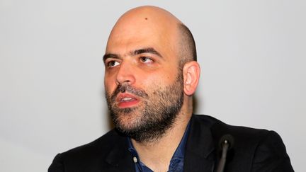 L'écrivain italien Roberto Saviano, auteur de Gomorra, lors du Salon international du livre de Turin, en Italie, le 12 mai 2018. (MASSIMILIANO FERRARO / NURPHOTO / AFP)