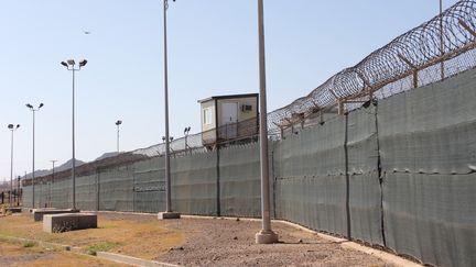 La prison de&nbsp;Guantanamo sur l'île de Cuba, le 26 janvier 2017. (THOMAS WATKINS / AFP)