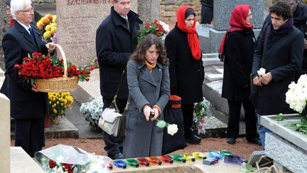 Mazarine Pingeot, fille de Frna&ccedil;ois Mitterrand et Anne Pingeot, a rendu hommage samedi &agrave; Danielle Mitterrand. (PHILIPPE MERLE/AFP)