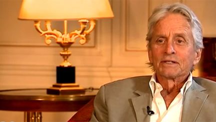 Michael Douglas interviewé à New-York
 (France 2 / Culturebox capture d&#039;écran)