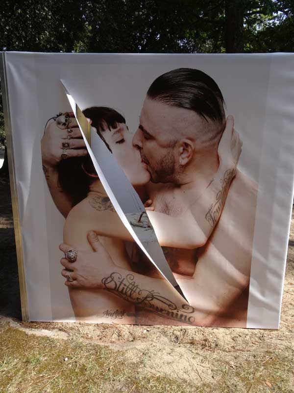 &nbsp; (Les photographies faisaient partie d'une exposition intitulée "Le Baiser" © Mairie de Royan)