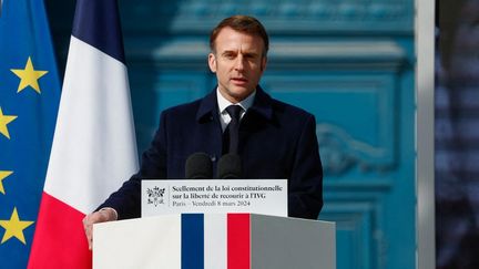 Emmanuel Macron, le 8 mars 2024 à Paris. (GONZALO FUENTES / AFP)