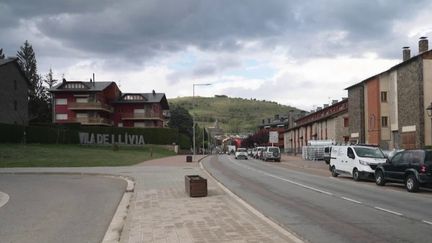 Pyrénées-Orientales : à la découverte de Llivia, une ville catalane enclavée (France 2)