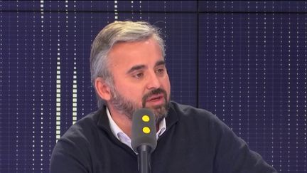 Alexis Corbière, député LFI de Seine-Saint-Denis, invité de franceinfo lundi 26 novembre.&nbsp; (FRANCEINFO / RADIOFRANCE)