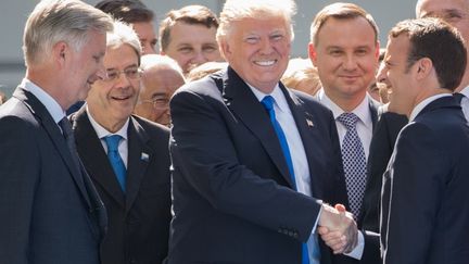 Donald Trump et Emmanuel Macron à Bruxelles. (BENOIT DOPPAGNE / BELGA)