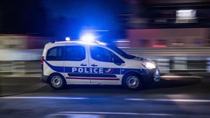 Un homme tué par la police dans le Val-de-Marne après avoir 