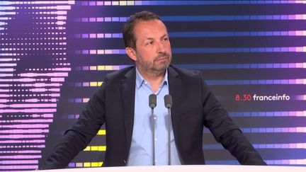 Sébastien Chenu, porte-parole du Rassemblement National et député du Nord était l'invité de franceinfo. (FRANCEINFO / RADIOFRANCE)