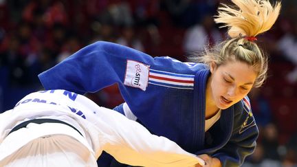 La Fran&ccedil;aise Automne Pavia sur le tatami de la finale par &eacute;quipes, le 31 ao&ucirc;t 2014, aux Championnats du monde de judo de Tcheliabinsk (Russie).&nbsp; (PHILIPPE MILLEREAU / DPPI MEDIA / AFP)