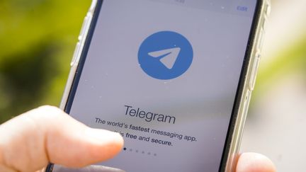 L'application de messagerie cryptée Telegram sur un téléphone, le 26 juin 2020. (JAAP ARRIENS / NURPHOTO / AFP)