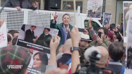 Quand Sandrine Rousseau est huée lors d'une manifestation de soutien aux femmes iraniennes