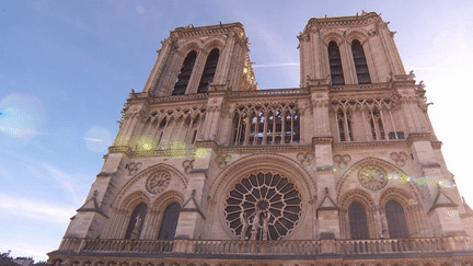 Notre-Dame : comment la protéger des flammes ?