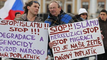 Manifestation de Pegida à Prague. «Stop à l'islam», affirment les manifestants. (Eduard Erben / RIA Novosti)