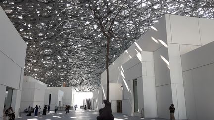 Le musée du Louvre d'Abu Dhabi inauguré mercredi 8 novembre. (ANNE CHEPEAU/RADIO FRANCE)