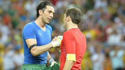 Le gardien de la Juventus, Gianluigi Buffon et le celui du Real Madrid, Iker Casillas