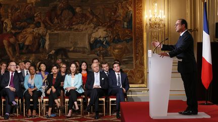 &nbsp; (François Hollande a insisté sur le fait qu'il restait capitaine du navire, même en pleine tempête. © REUTERS/Patrick Kovarik)