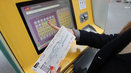 &nbsp; (Les tarifs de la SNCF augmenteront de 2,6% en 2015 © Maxppp)