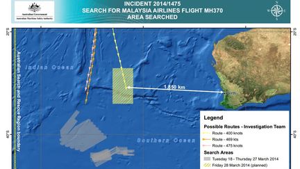 Sur cette carte figurent la zone dans laquelle est recherch&eacute;,&nbsp;vendredi 28 mars,&nbsp;l'avion disparu de la Malaysia Airlines, ainsi que l'ancien p&eacute;rim&egrave;tre observ&eacute;.&nbsp; (AMSA )