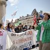 Plusieurs organisations étudiantes avaient appelé à la mobilisation pour la Palestine devant le Panthéon à Paris, le 3 mai 2024. (PIERRE-LOUIS CARON / FRANCEINFO)