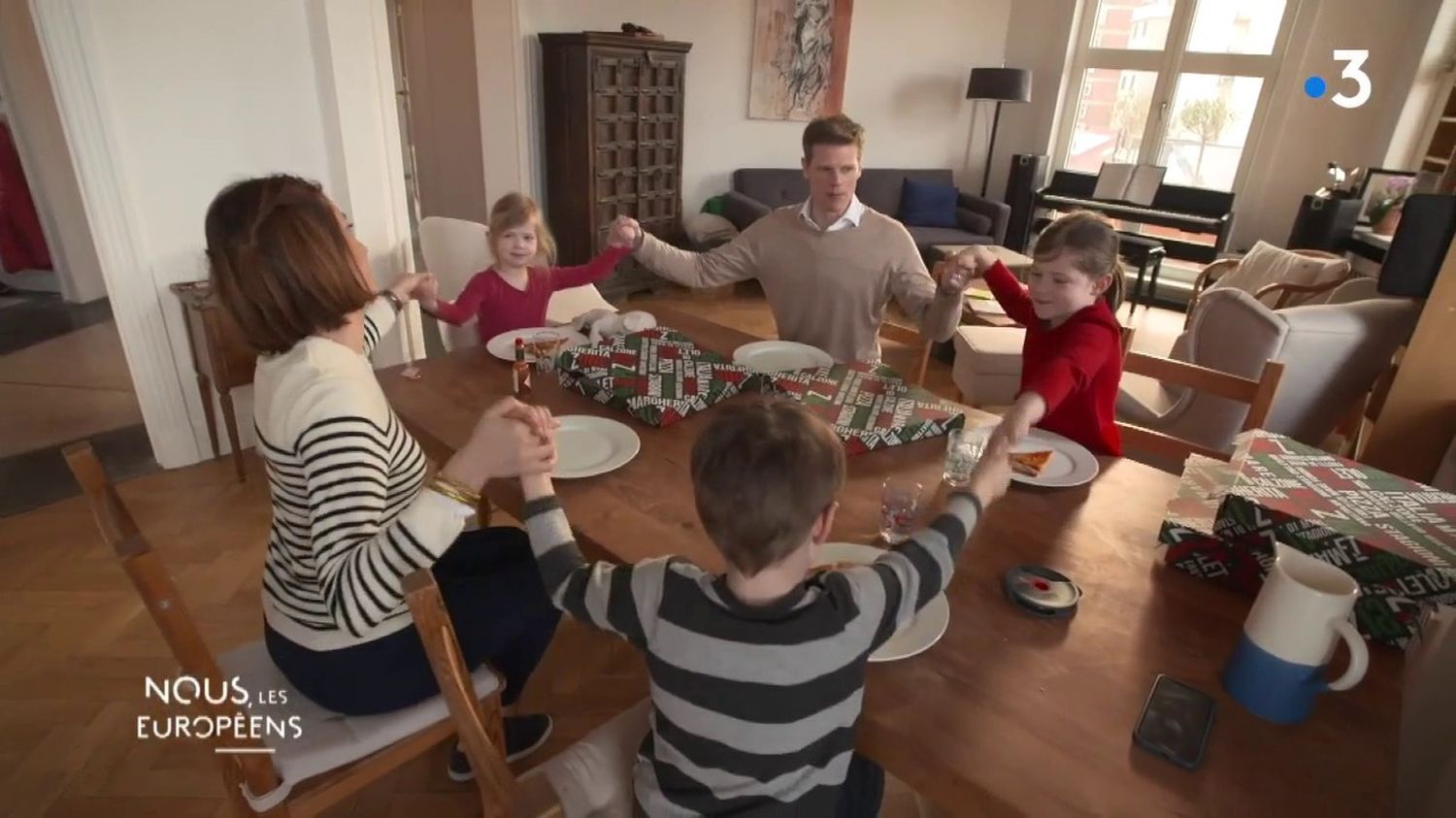 Video „Es ist heute relativ einfach, ein deutsch-französisches Paar zu sein“, sagt der Franzose und Vater von drei binationalen Kindern.