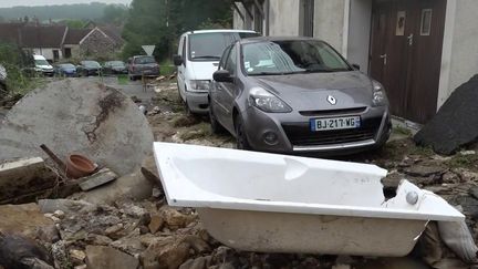 Orages : des habitants en détresse face aux dégâts considérables des intempéries (France 2)