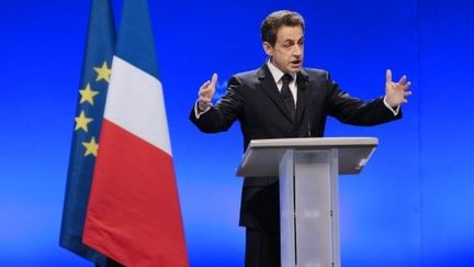 Nicolas Sarkozy tient son premier discours à Annecy, le 16 février 2012. (AFP - JEAN-PHILIPPE KSIAZEK)