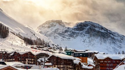 La station de ski de Val-d'Isère enTarentaise dans les Alpes. (Illustration) (GREGORY_DUBUS / E+ / GETTY IMAGES)