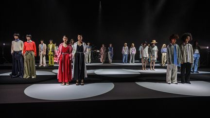 (Image d'illustration) Des mannequins sur scène pour la marque Hare pendant la Fashion Week printemps été 2021 de Tokyo en octobre 2020.&nbsp; (PHILIP FONG / AFP)