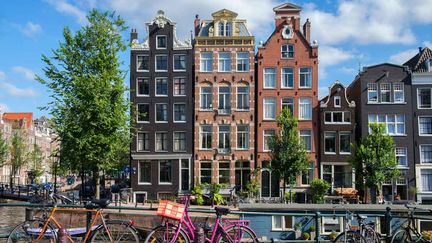  (Amsterdam © Rachel Lewis/ Getty Images)