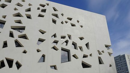 La Boîte à Musiques, une nouvelle salle de concerts dessinée par Ricciotti,  construite dans une cité "sensible" de Metz
 (JEAN-CHRISTOPHE VERHAEGEN / AFP)