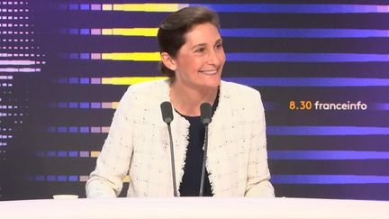 La ministre des Sports et des Jeux olympiques et paralympiques, Amélie Oudéa-Castéra, sur franceinfo, le 25 juillet 2024. (FRANCEINFO / RADIO FRANCE)