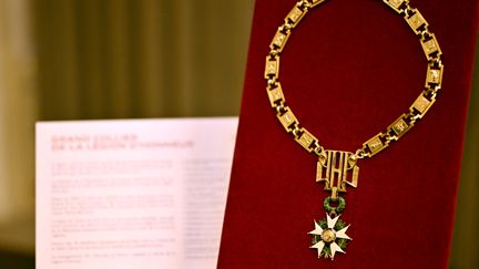 Un grand collier de la Légion d'honneur. (MUSTAFA YALCIN / ANADOLU AGENCY)