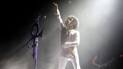 Prince sur la scène du Zénith le 1er juin 2014 à Paris
 (NPG Records (saskia Lawaks))