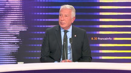 Philippe Ballard, porte-parole du Rassemblement national, était l'invité du "8h30 franceinfo", dimanche 24 novembre 2024. (RADIO FRANCE / FRANCEINFO)