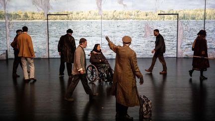 "L'Orage" d'Alexandre Ostrovski, mise en scène de Denis Podalydès (Jean-Louis Fernandez)