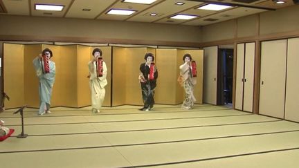 Culture : au Japon, des geishas sans clients