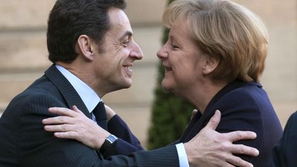 MERKEL (2007-2012) A la t&ecirc;te d'une Europe bic&eacute;phale, Nicolas Sarkozy et la chanceli&egrave;re allemande Angela Merkel ont eu du mal &agrave; s'entendre en raison de leurs temp&eacute;raments diam&eacute;tralement oppos&eacute;s. (PHILIPPE WOJAZER / REUTERS)