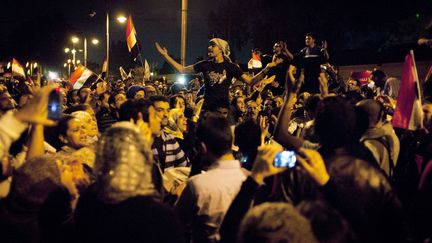 Des manifestants au Caire, le 4 d&eacute;cembre 2012. (NASSER NASSER/AP/SIPA / AP)