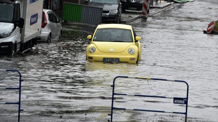 Inondations à Saint-Etienne (Rhône-Alpes) après de violents orages, le 15 juin 2019.&nbsp; (MAXPPP)