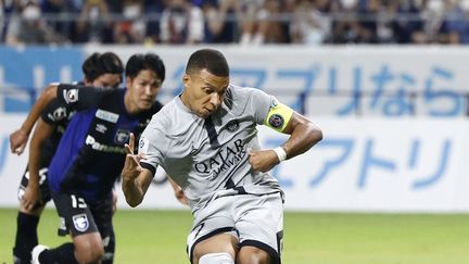 Kylian Mbappé lors d'un match amical entre le PSG et le Gamba Osaka, le 25 juillet 2022 au Japon. (MAXPPP)