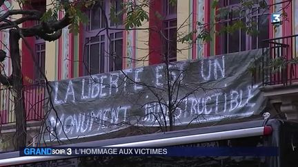 une France unie lundi devant le Bataclan