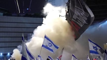 Israël : de nouvelles manifestations contre le Premier ministre Benyamin Netanyahou (FRANCEINFO)