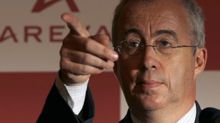 Alors qu'Areva annonce des pertes records, le nouveau patron du groupe nucl&eacute;aire fran&ccedil;ais, Luc Oursel, s'engage dans un plan de restructuration.&nbsp; (YURIKO NAKAO / REUTERS)