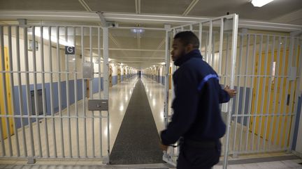 Prisons : les surveillants en colère