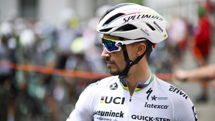 Le champion du monde français Julian Alaphilippe lors de la deuxième étape du Tour de Suisse, lundi 7 juin 2021. (GIAN EHRENZELLER / KEYSTONE via MaxPPP)