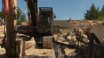 Église  : la démolition de la discorde