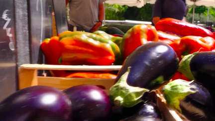 Les prix des fruits et légumes ont baissé de 5 à 9% sur un an. Explications.