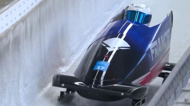 Seule Française engagée en monobob féminin, Margot Boch reste sur son niveau affiché hier lors de la première journée. La bobeuse tricolore perd une petite place au classement à l'issue de la troisième manche (3'17''29).